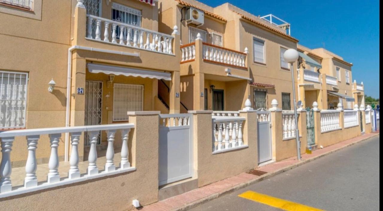 2 Bed Apartment In Paraje Natural Fase 1, Torrevieja Luaran gambar