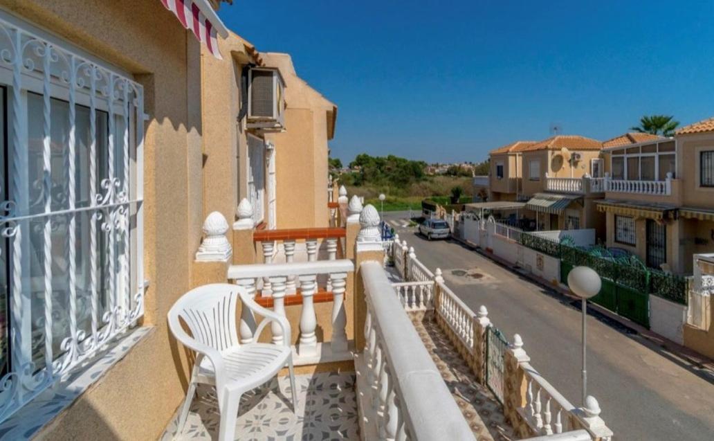 2 Bed Apartment In Paraje Natural Fase 1, Torrevieja Luaran gambar
